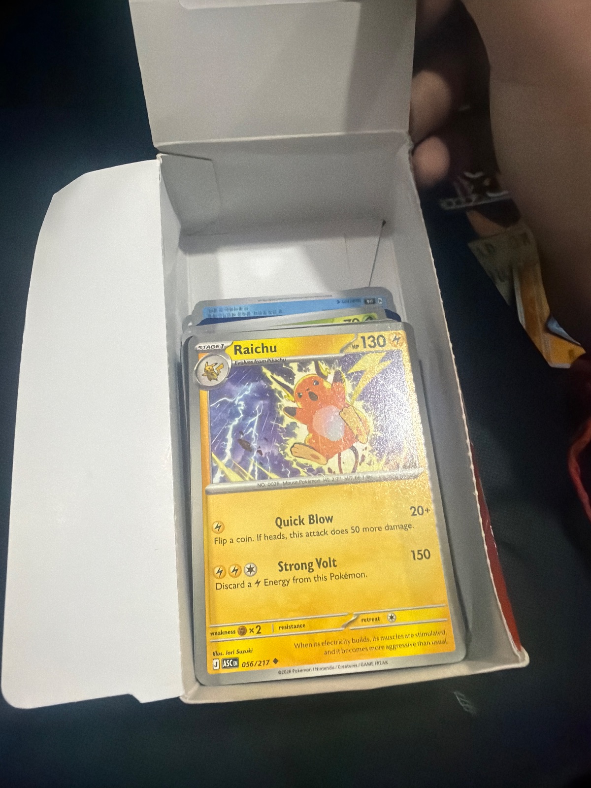 60 random bulk cards Chinese and English mix contains some ascended and prismatic also